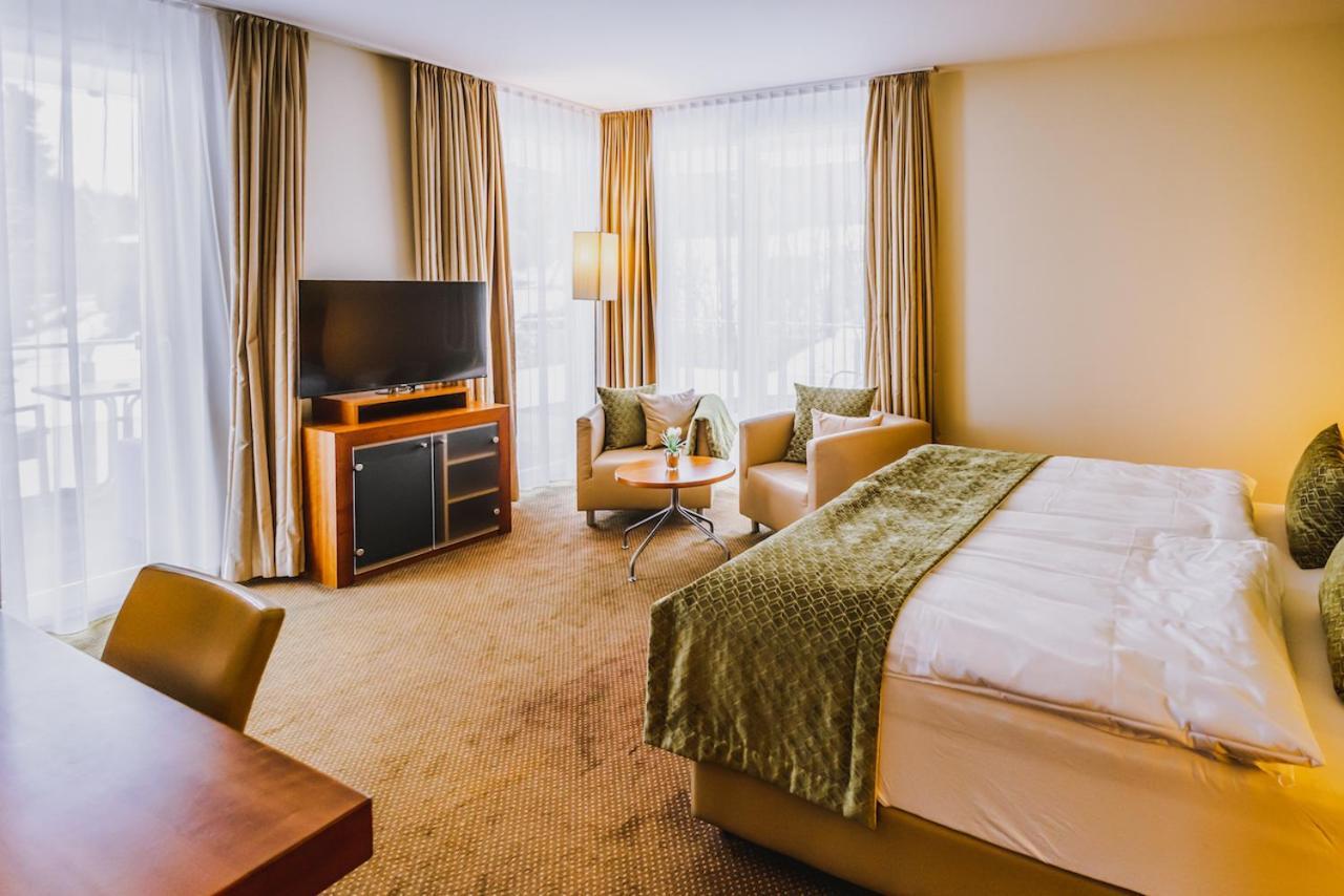 Seehotel Sued By S4Y Velden am Wörthersee Zewnętrze zdjęcie